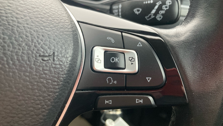 Volkswagen T-Roc 1.5 TSI EVO SEL 5dr Petrol Hatchback